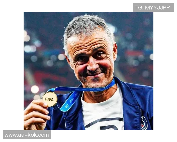 莱昂纳多盛赞巴黎阵容强大恩里克成为球队核心不可或缺